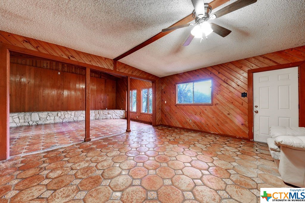 119 Canyon Road