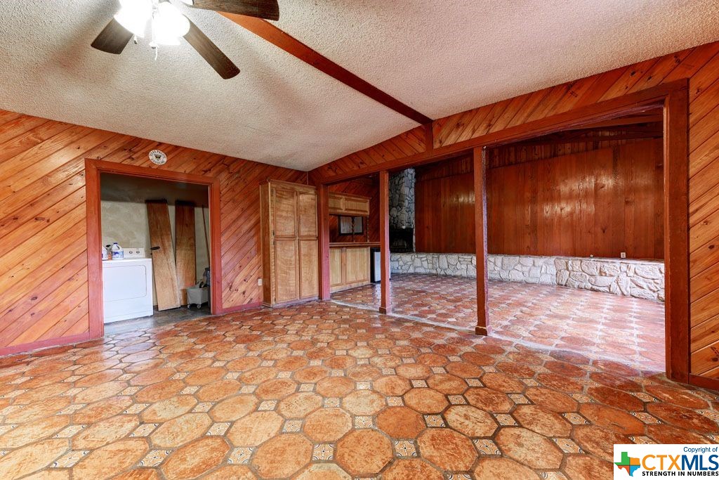 119 Canyon Road