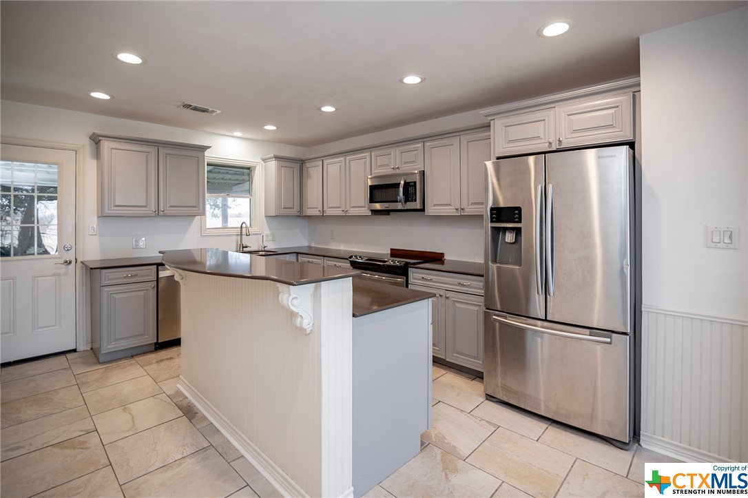 1414 Buentello Road