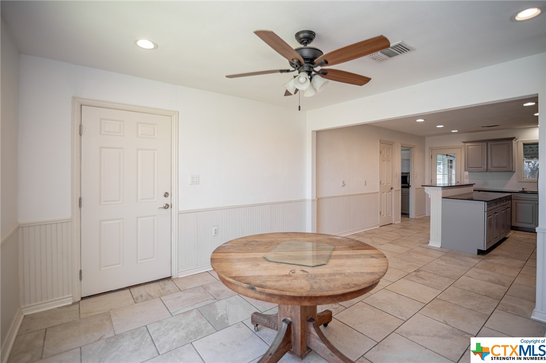 1414 Buentello Road