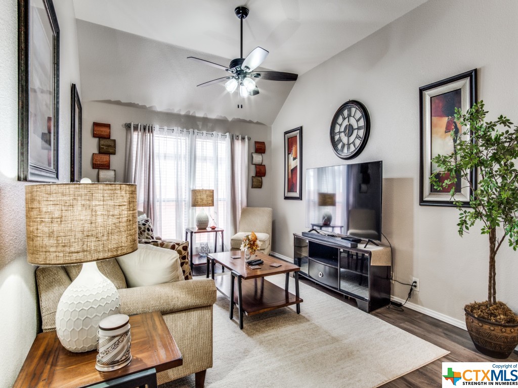 3018 Hidden Meadow