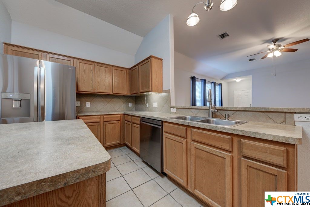 2038 Ridge View Drive