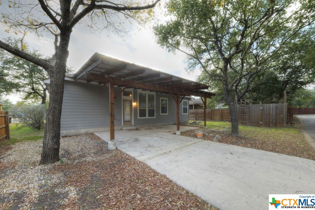 2038 Ridge View Drive