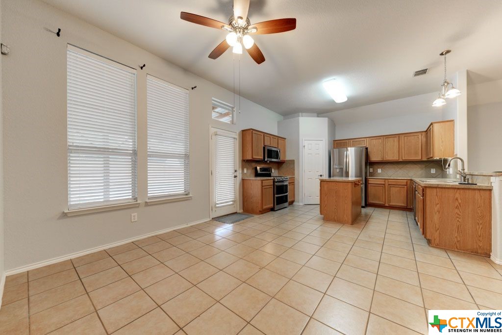 2038 Ridge View Drive