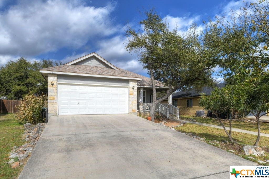 2038 Ridge View Drive