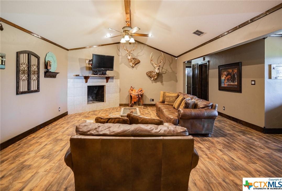 2243 Old Goliad Road