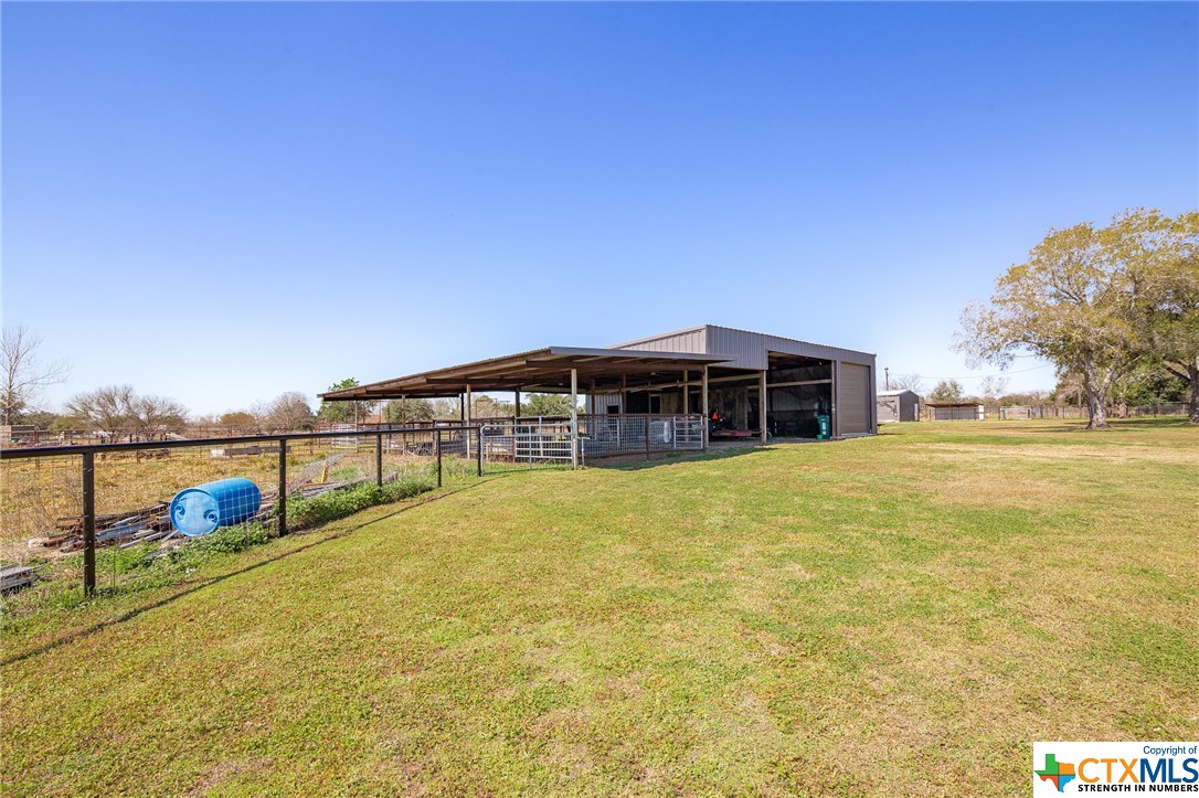 2243 Old Goliad Road