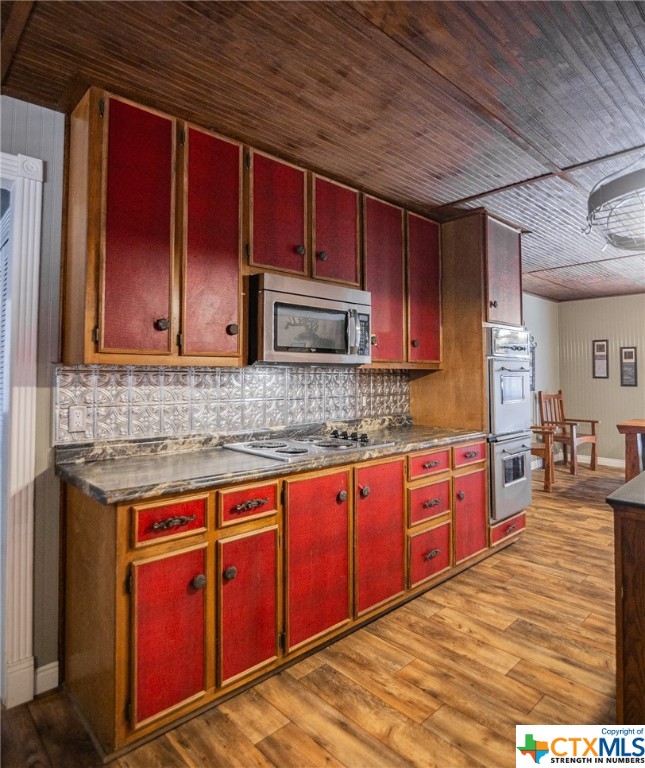 2243 Old Goliad Road