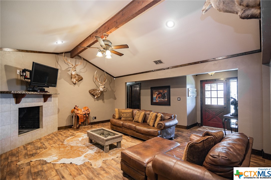 2243 Old Goliad Road