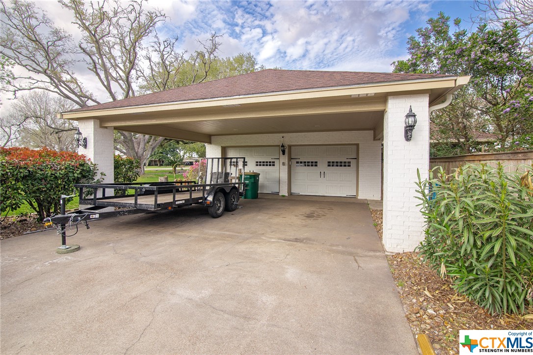 201 Yucca Drive