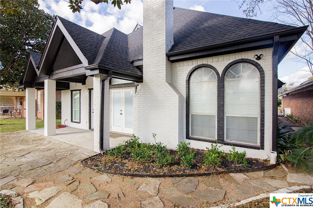 225 Charleston Drive