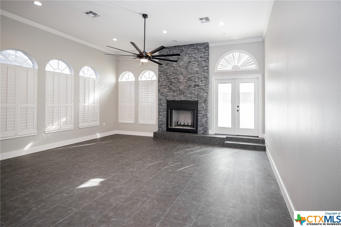 225 Charleston Drive