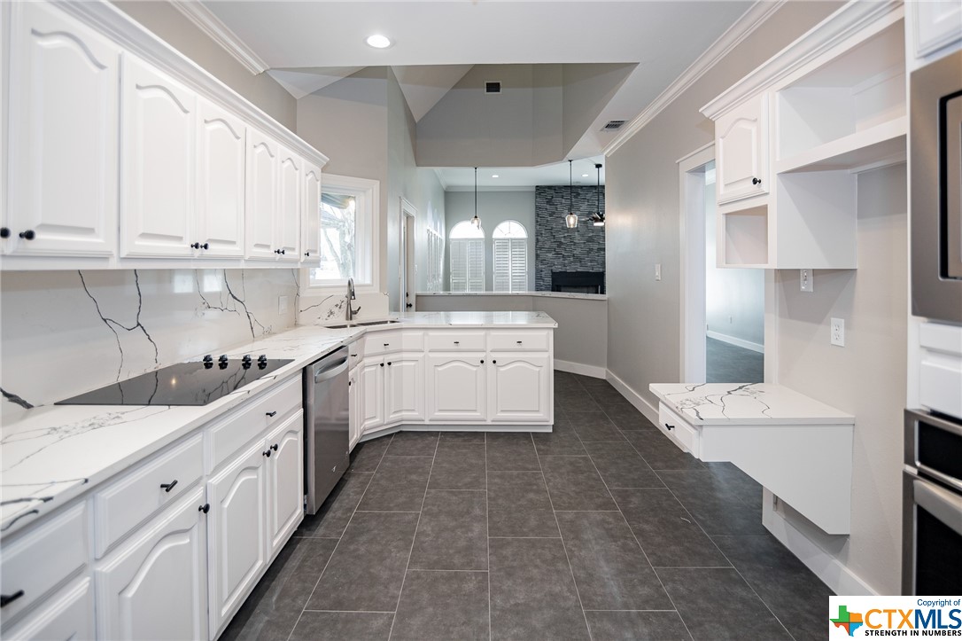 225 Charleston Drive