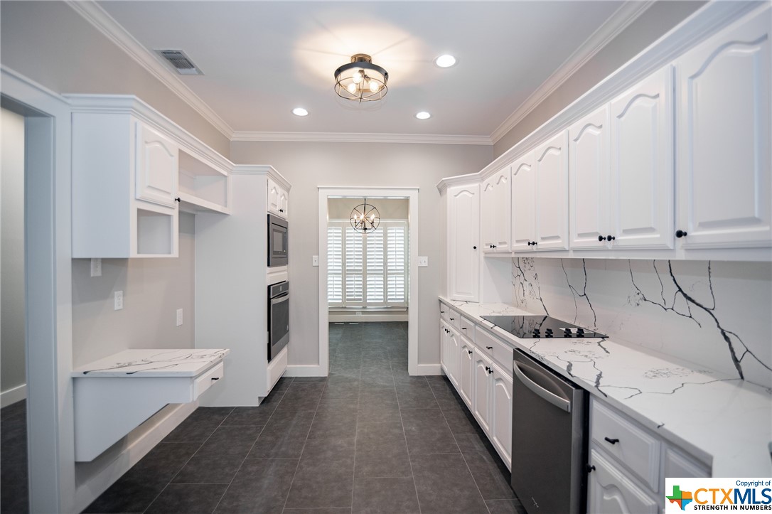 225 Charleston Drive