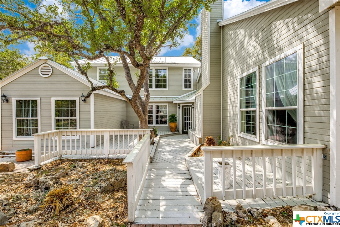 950 Eden Estates Drive