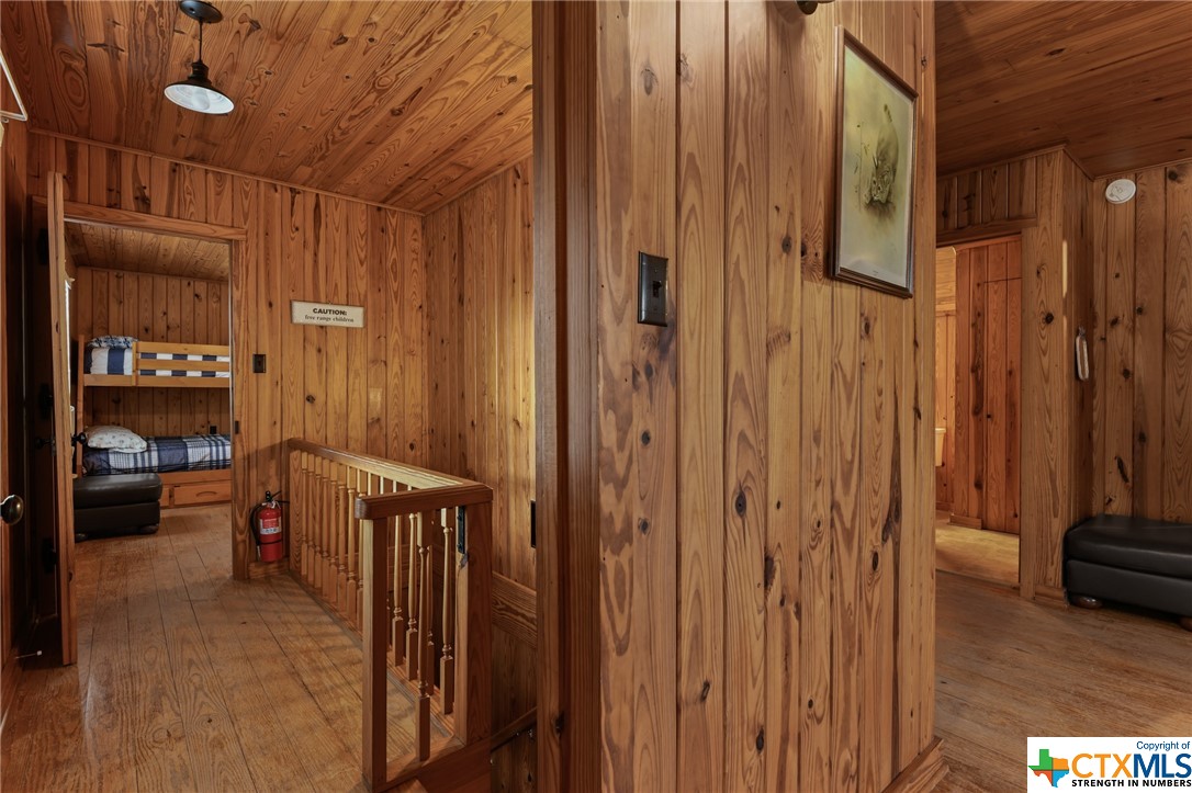 617 S Commercial Street