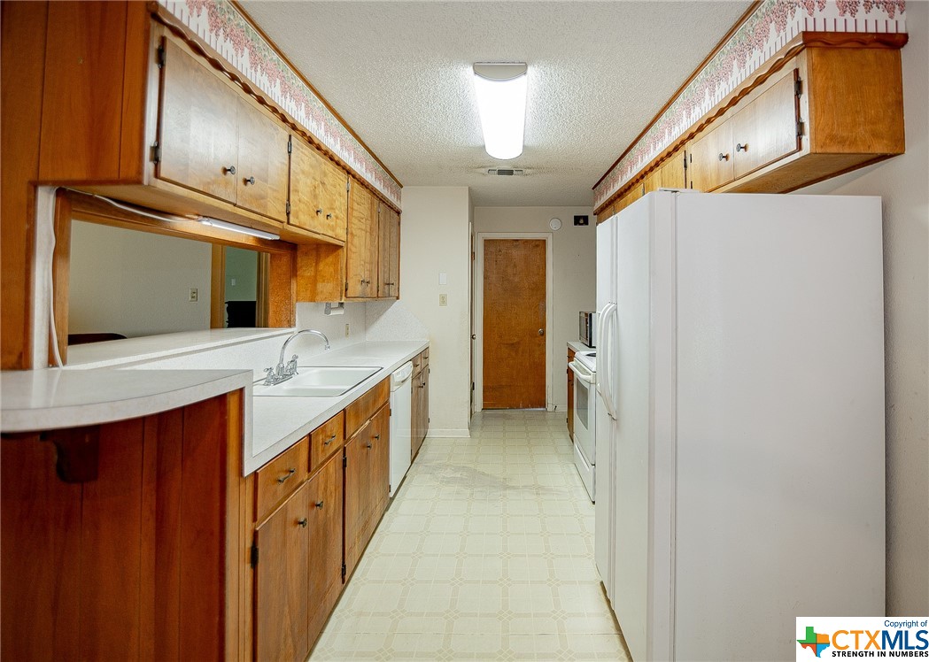 3320 Levi Sloan Road