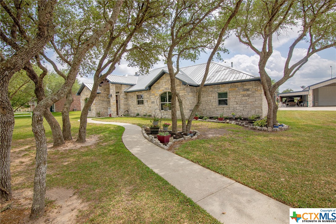 57 Pura Vida Road