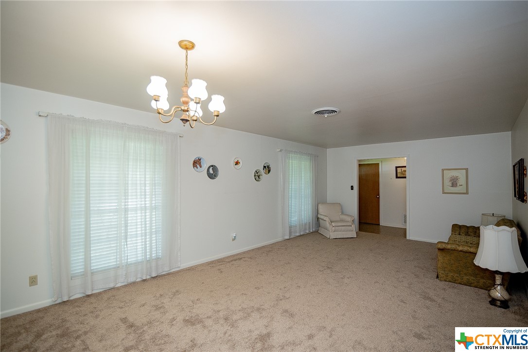 901 Gardenia Lane