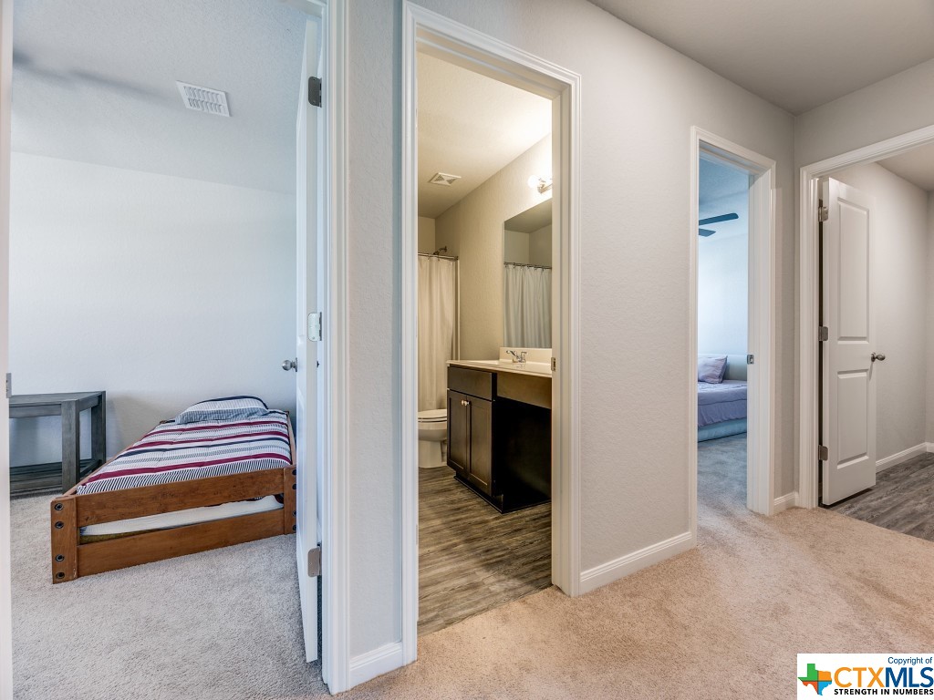 1341 Kelly River Street