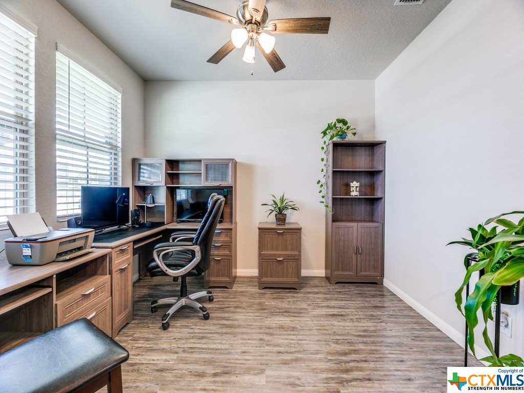 1341 Kelly River Street