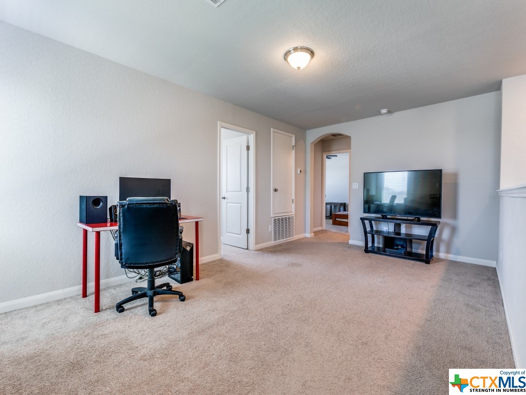 1341 Kelly River Street