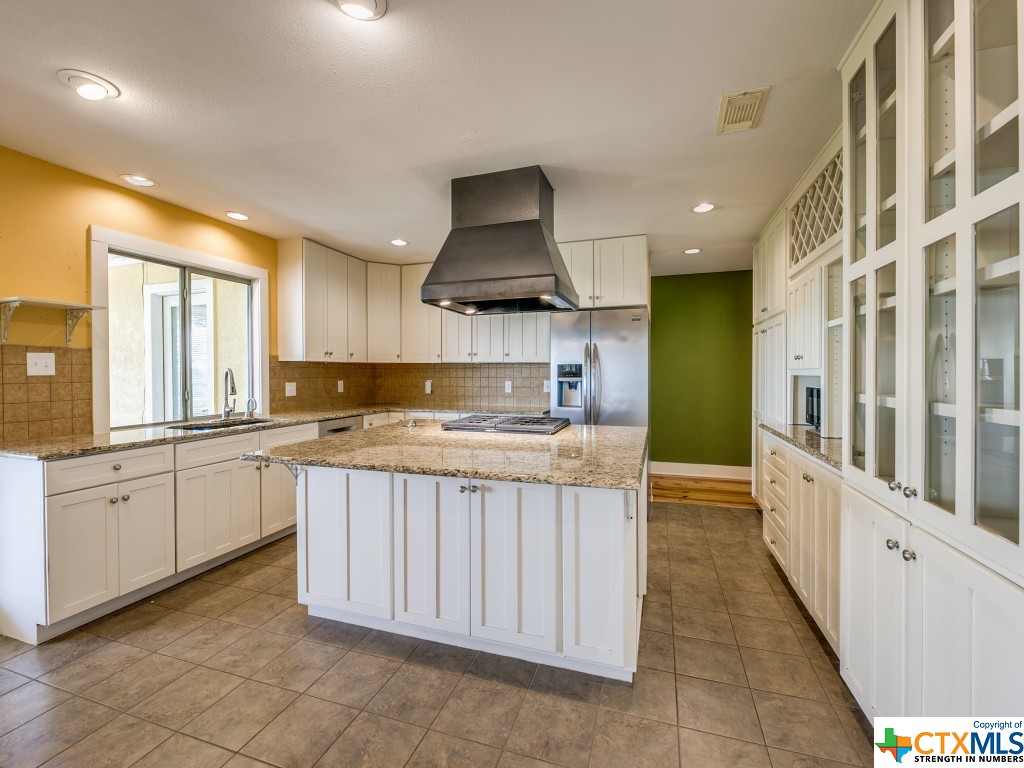 145 Olive Hill