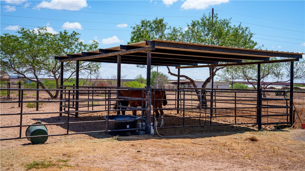 200 W County Road 418