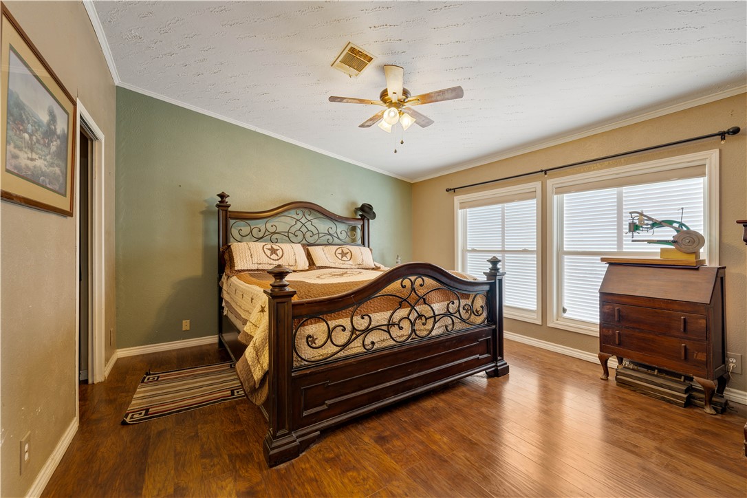 200 W County Road 418