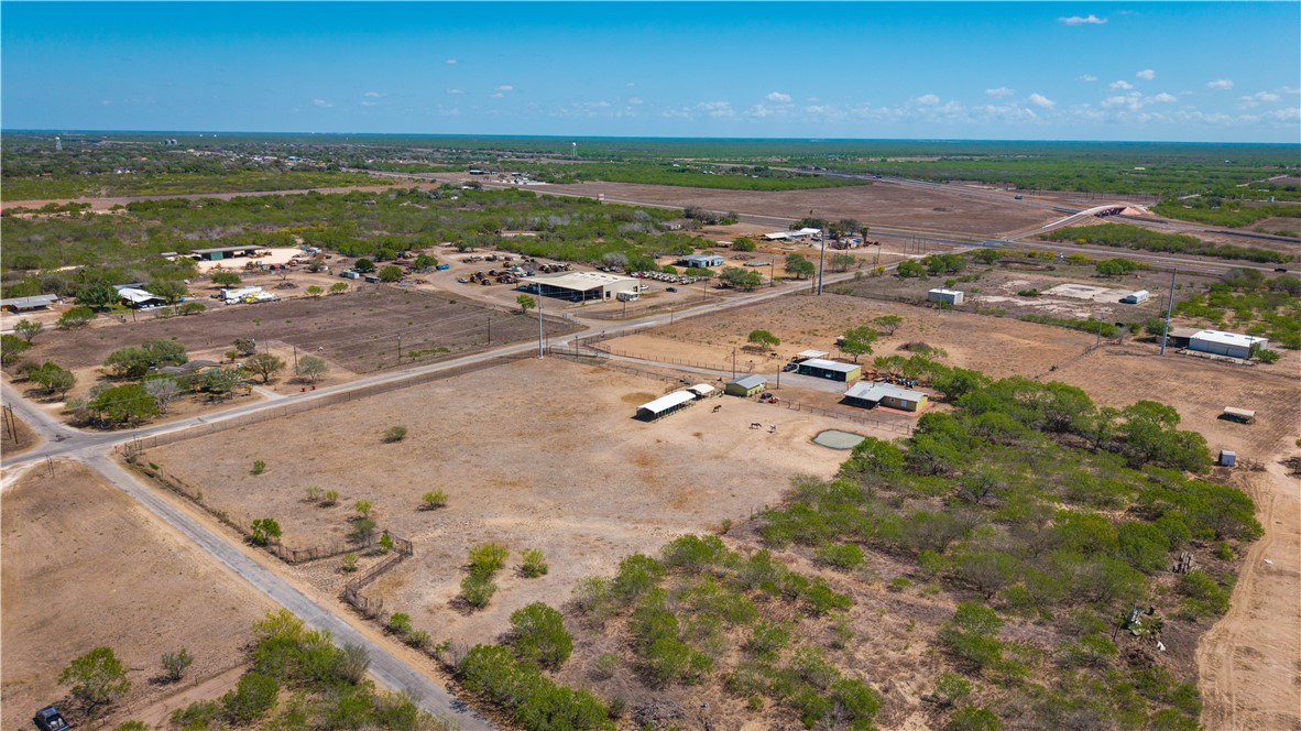 200 W County Road 418