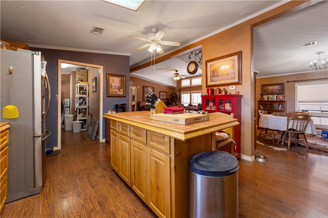 200 W County Road 418