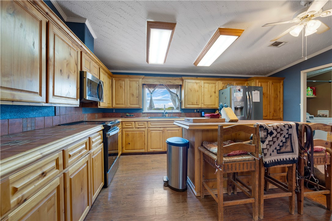200 W County Road 418