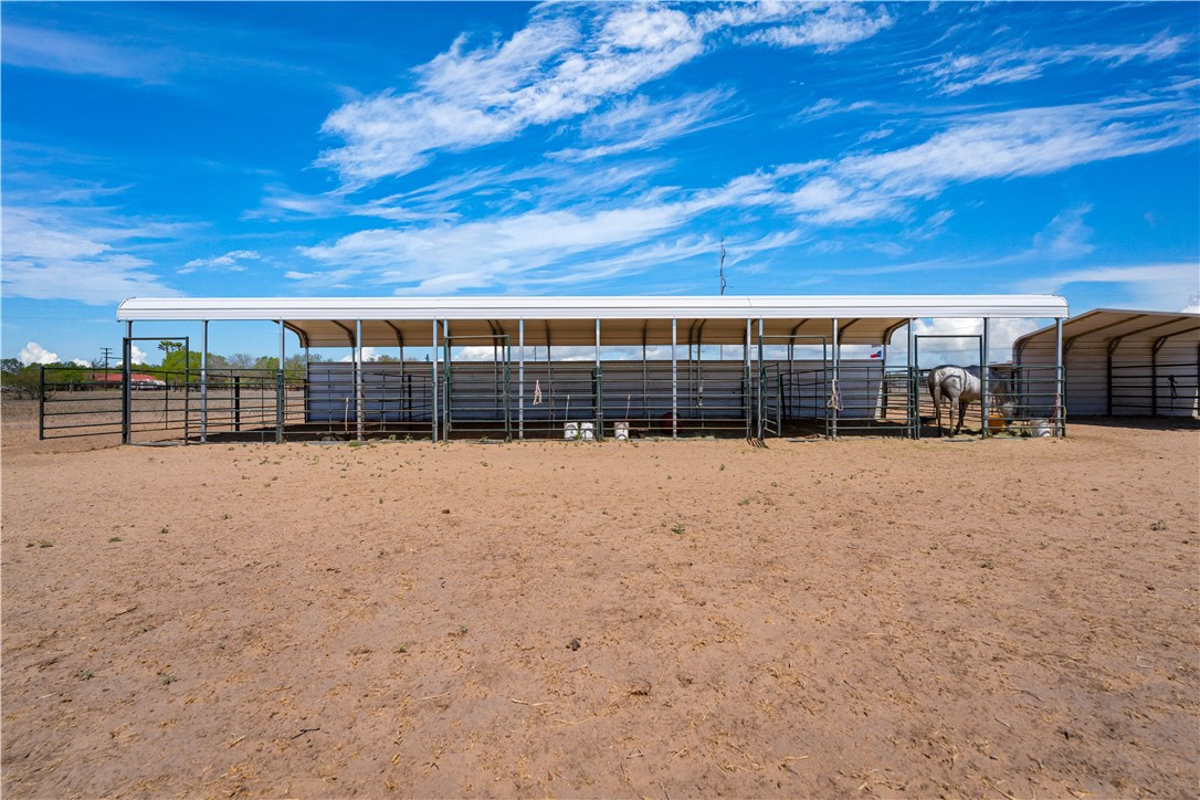 200 W County Road 418