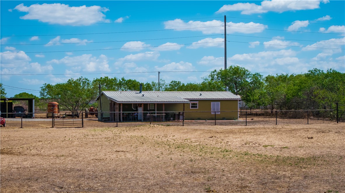 200 W County Road 418