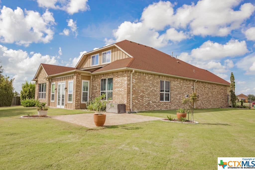 101 Terravista Trail