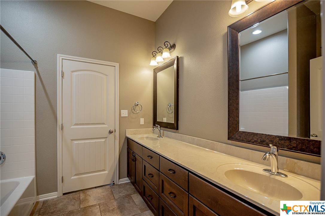 101 Terravista Trail