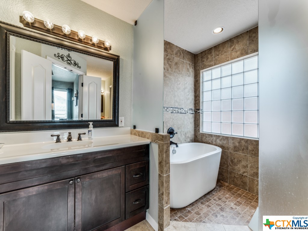 2045 N Ranch Estates Boulevard