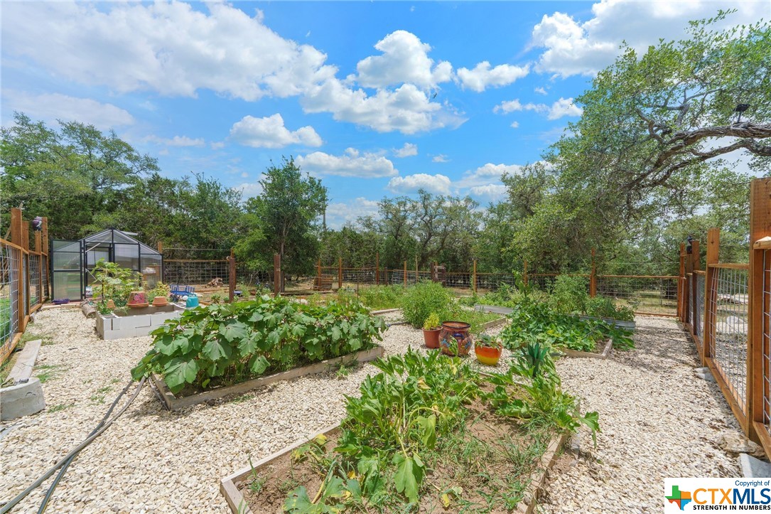 515 Deer Creek Drive