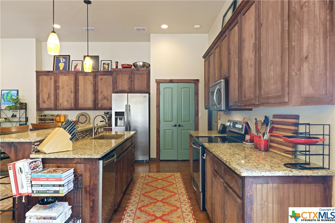 515 Deer Creek Drive