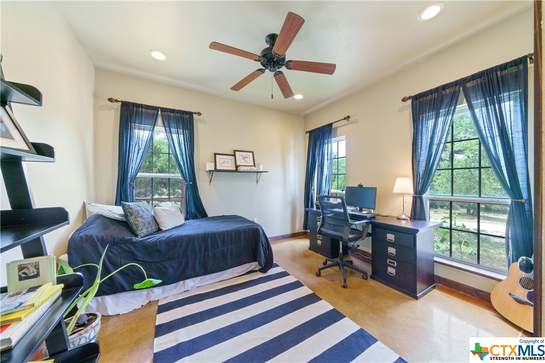 515 Deer Creek Drive