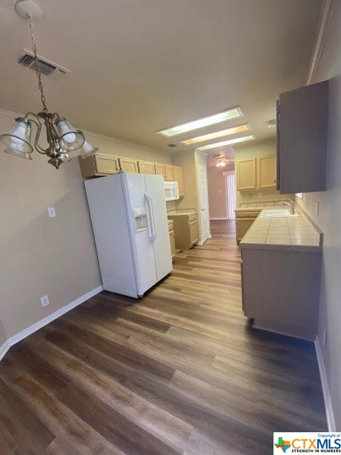1683 Lantana Circle