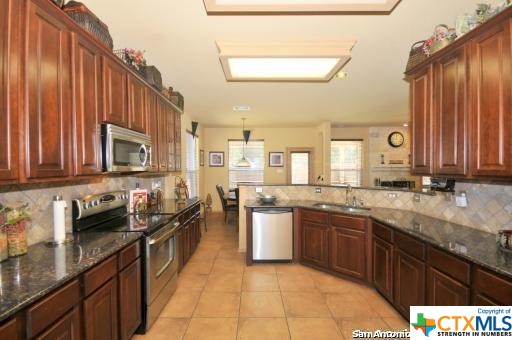 741 San Gabriel Loop