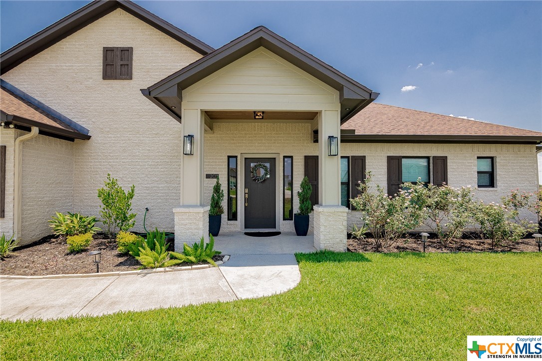 203 Bella Vista