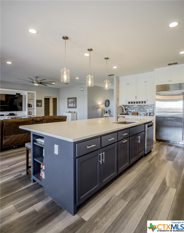 203 Bella Vista