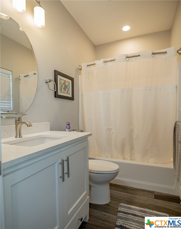 203 Bella Vista