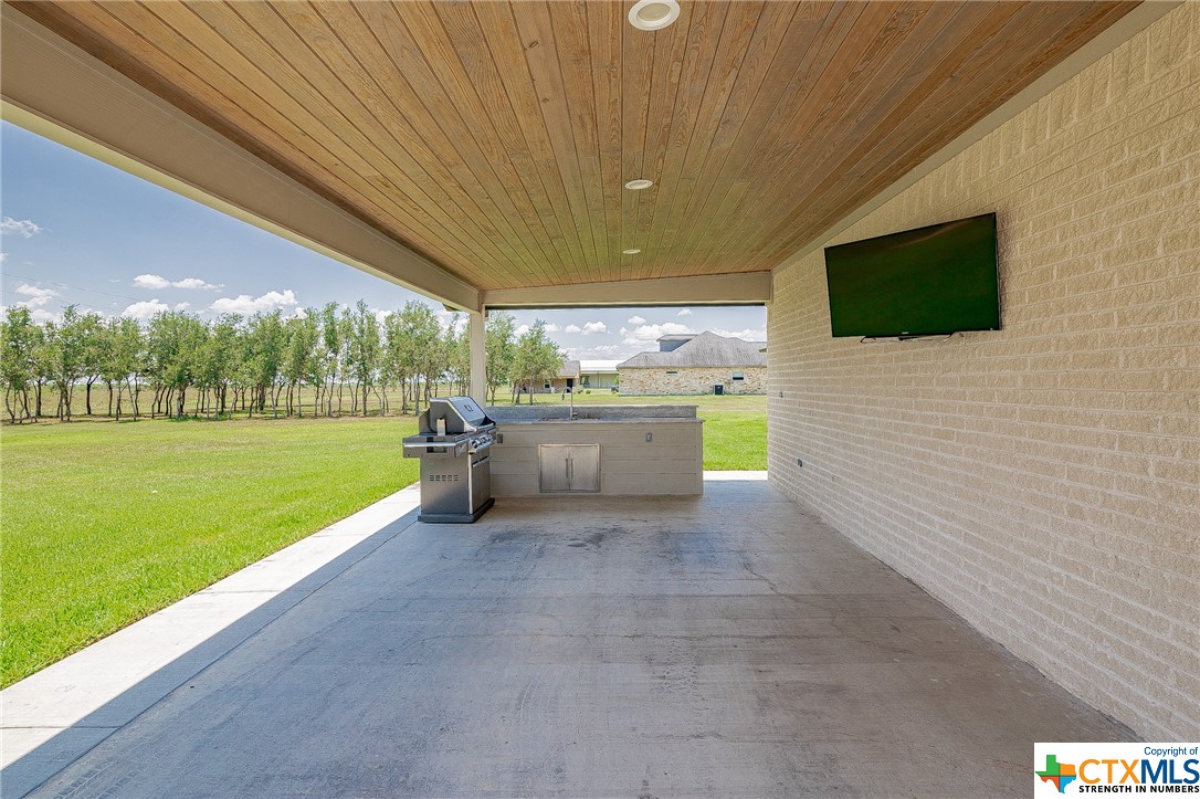 203 Bella Vista