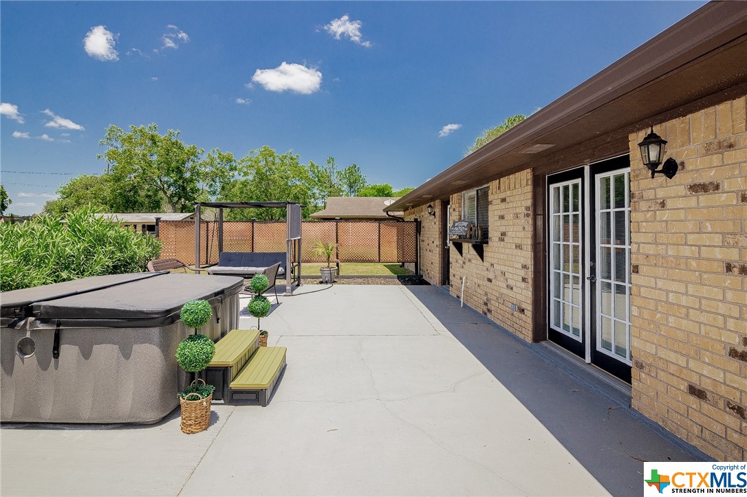 715 Duck Drive
