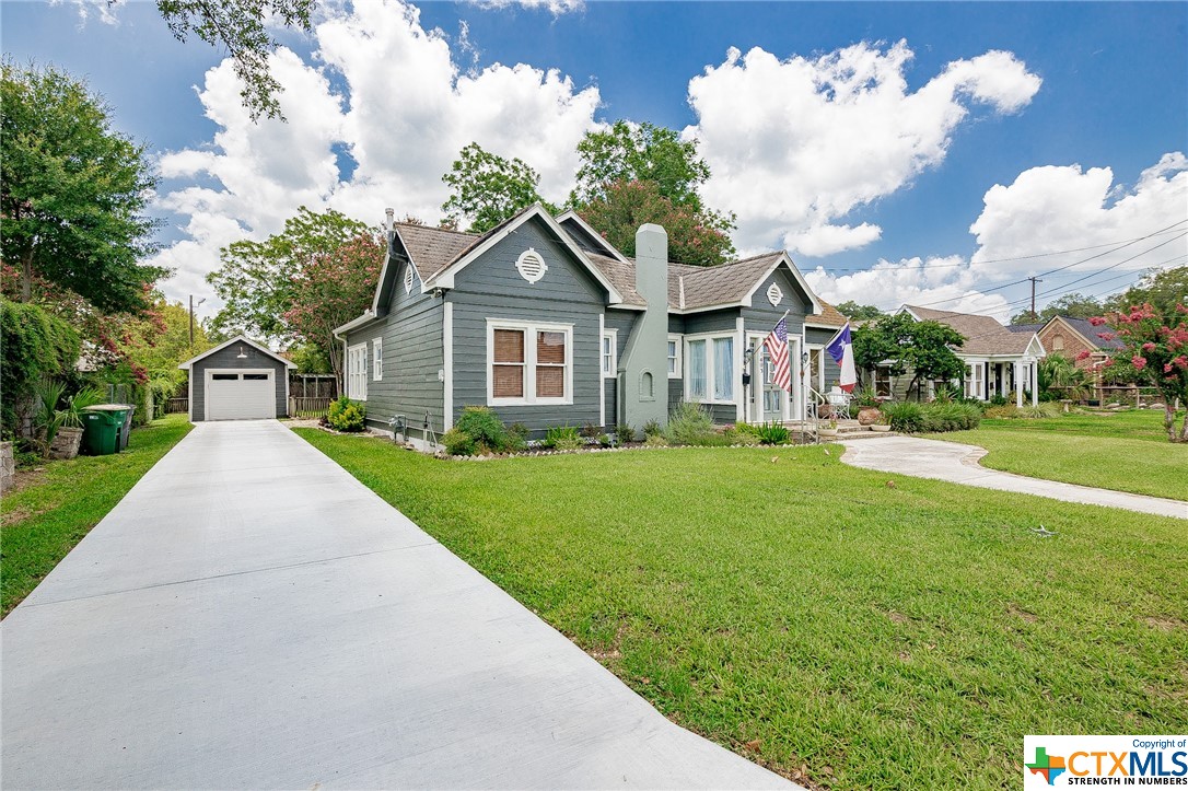 1403 N Glass Street