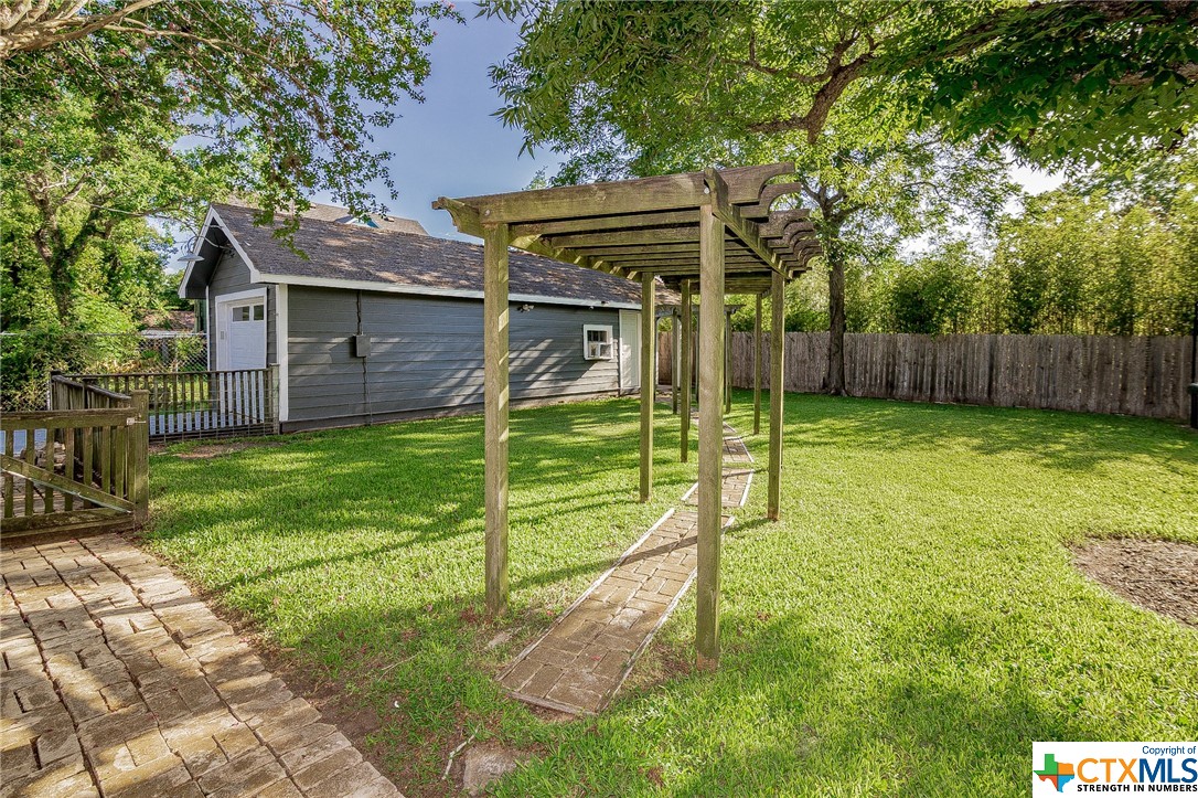 1403 N Glass Street