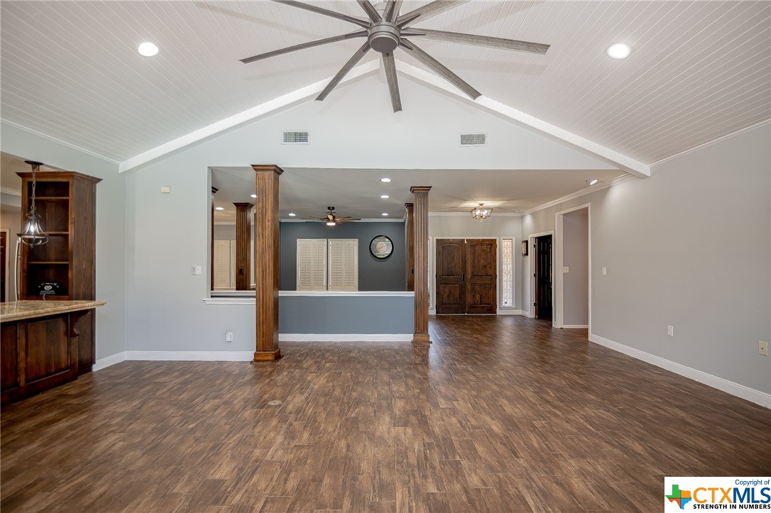 103 Creekside Drive